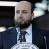 من هو المكلّف بتشكيل الحكومة الانتقالية في سوريا؟