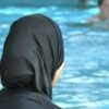 وزارة السياحة : يمنع منعا باتا التدخل في لباس المصطافين 